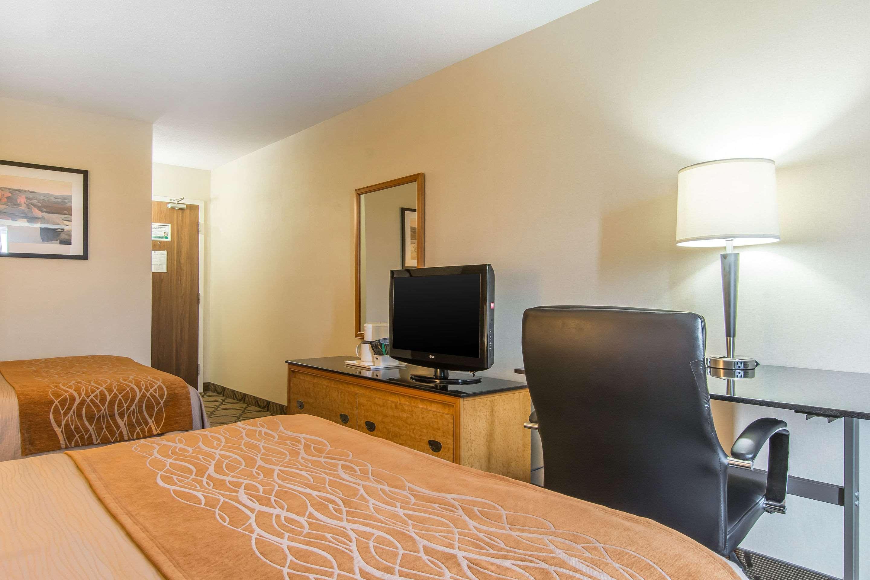 Comfort Inn Magnetic Hill Moncton Eksteriør bilde